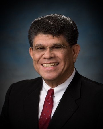 Rios announces farewell re-election bid